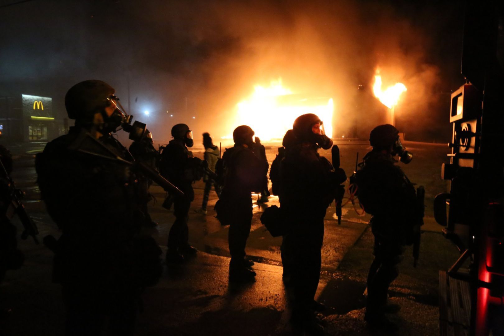 St. Louis County Police respond after grand jury announcementt